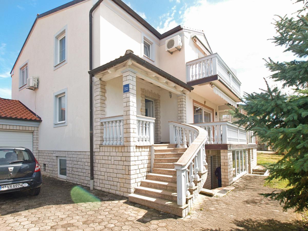 Apartments Anto 1598 Fazana Exterior photo