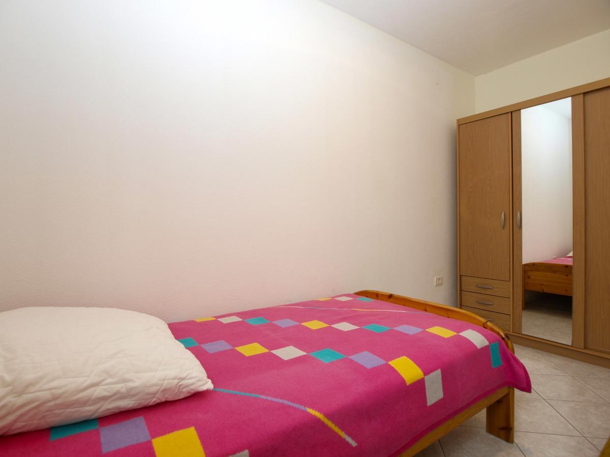 Apartments Anto 1598 Fazana Exterior photo
