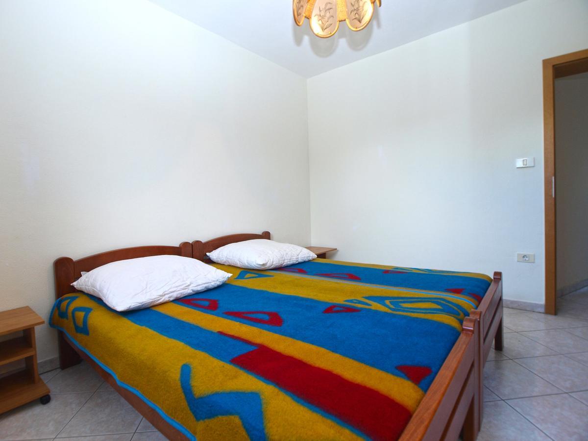 Apartments Anto 1598 Fazana Exterior photo