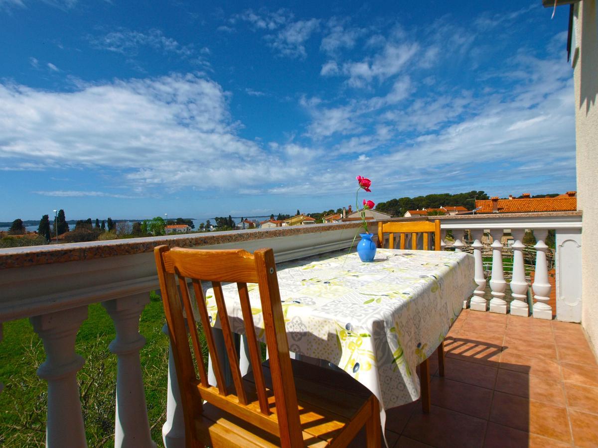 Apartments Anto 1598 Fazana Exterior photo